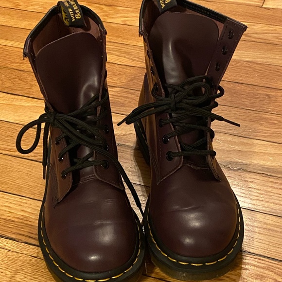 Dr. Martens 1460 Pascal Leather Purple - Size Women's 7 - Picture 4 of 14